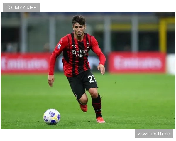 鲁本·迪亚斯与阿劳霍对抗能力及防守方式差异解析