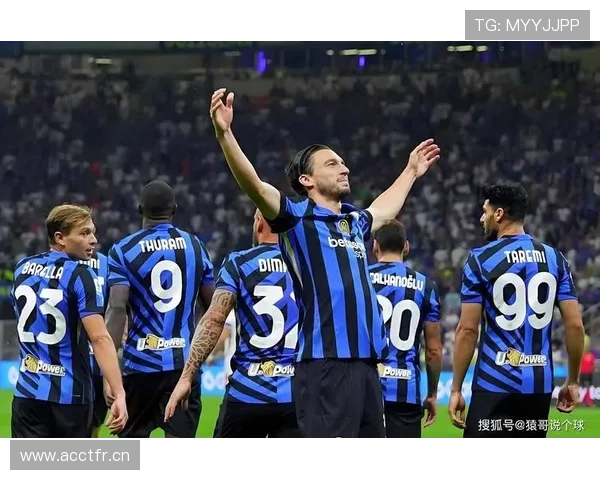 曼城高位压迫反成防线软肋,一打就穿问题逐步反映至比赛稳定性 曼城高位压迫反成防线软肋,一打就穿问题逐步反映至比赛稳定性