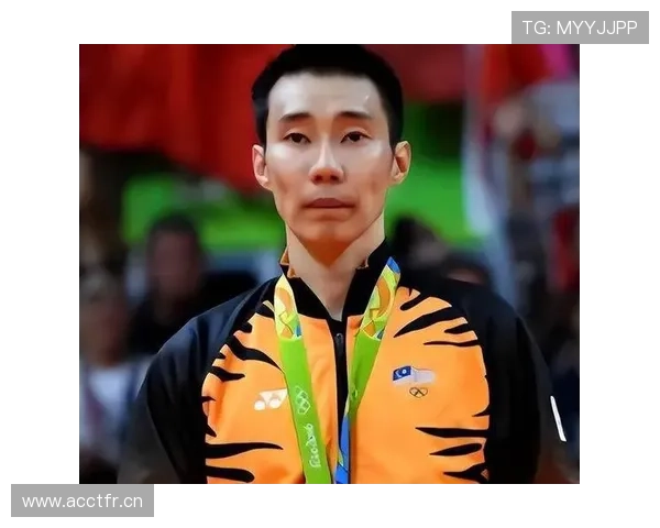 李宗伟家的冰箱里居然塞满了能量胶，连饮料都没地方放